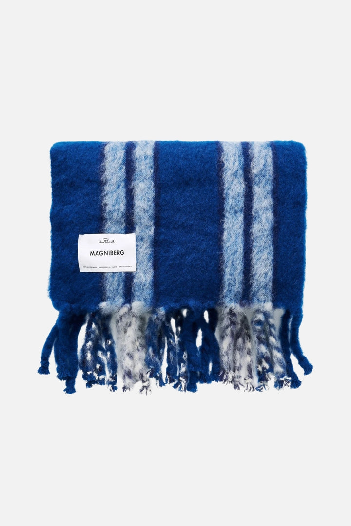 Folded Magniberg Lady Blanket