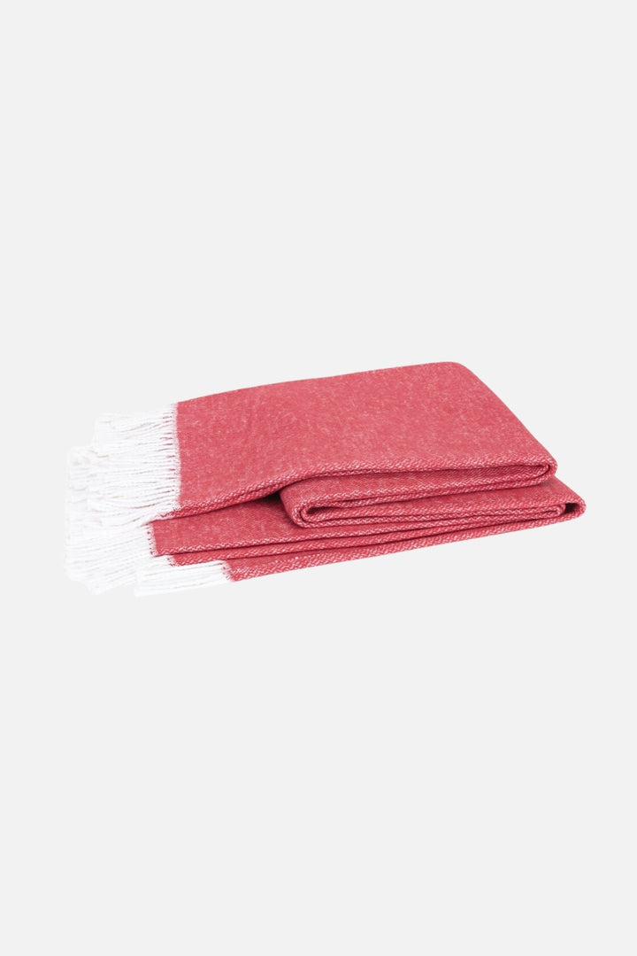 Matouk Pezzo Throw in redberry