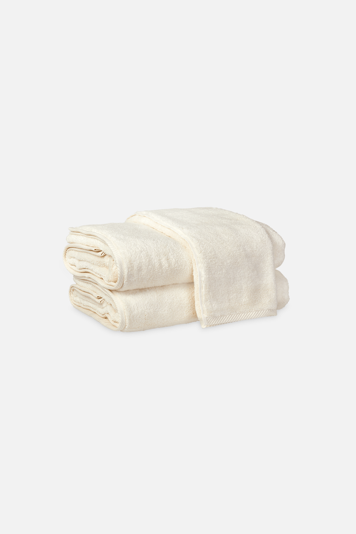 Milagro Towel Collection - Ivory Matouk