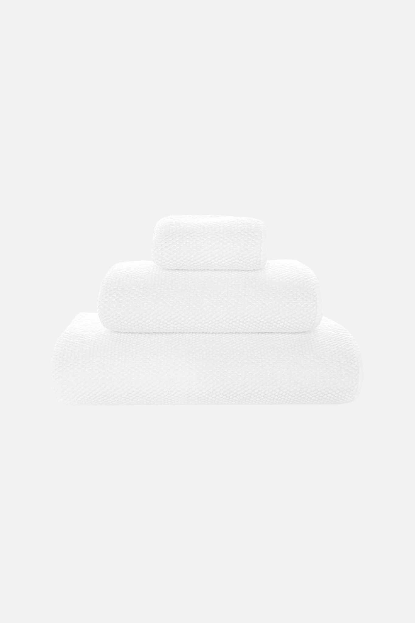 Graccioza Pearls stack of white towels 