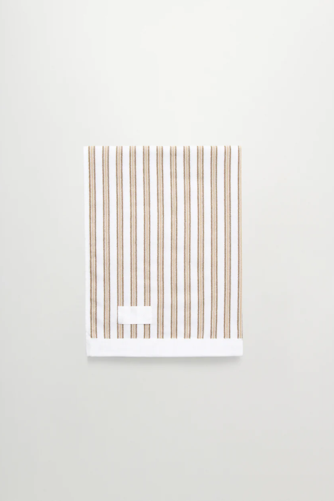 Wall St Towel Series Stripe Light Beige Towel Series Magniberg