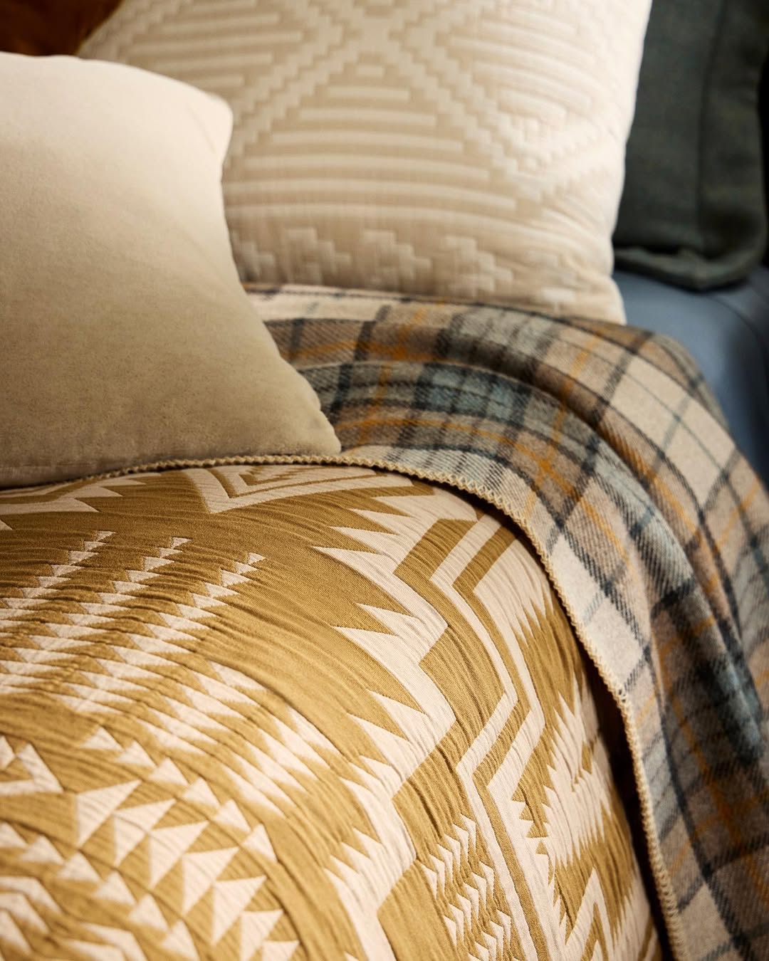 Pendleton Harding Star Coverlet on bed