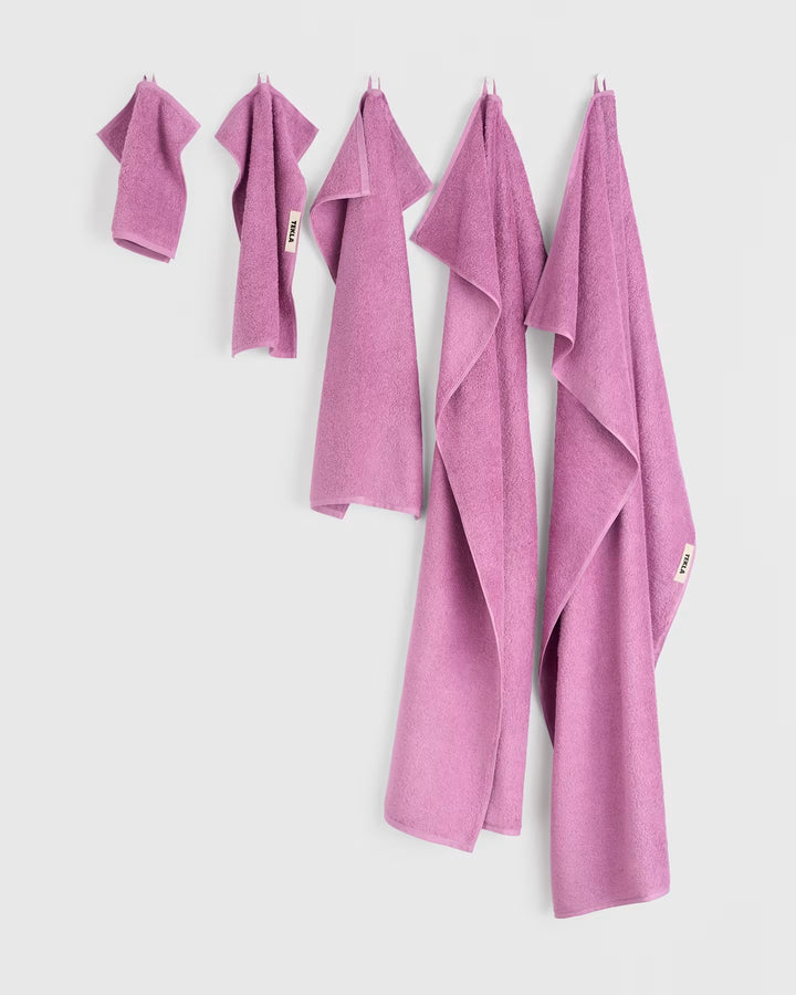Towel Collection Magenta Tekla