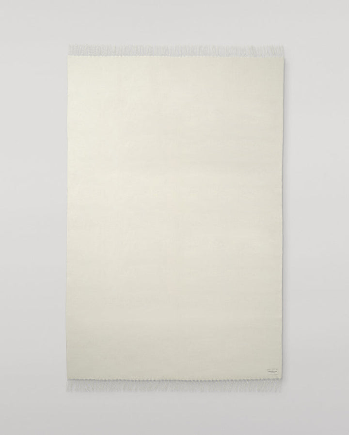 White Cashmere Throw Throw Johnstons of Elgin