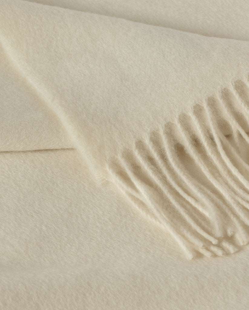 White Cashmere Throw Throw Johnstons of Elgin