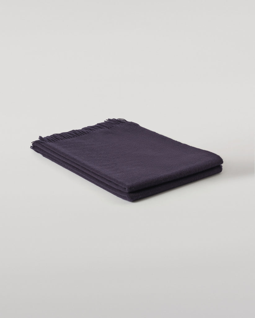 Dark Navy Cashmere Throw Throw Johnstons of Elgin