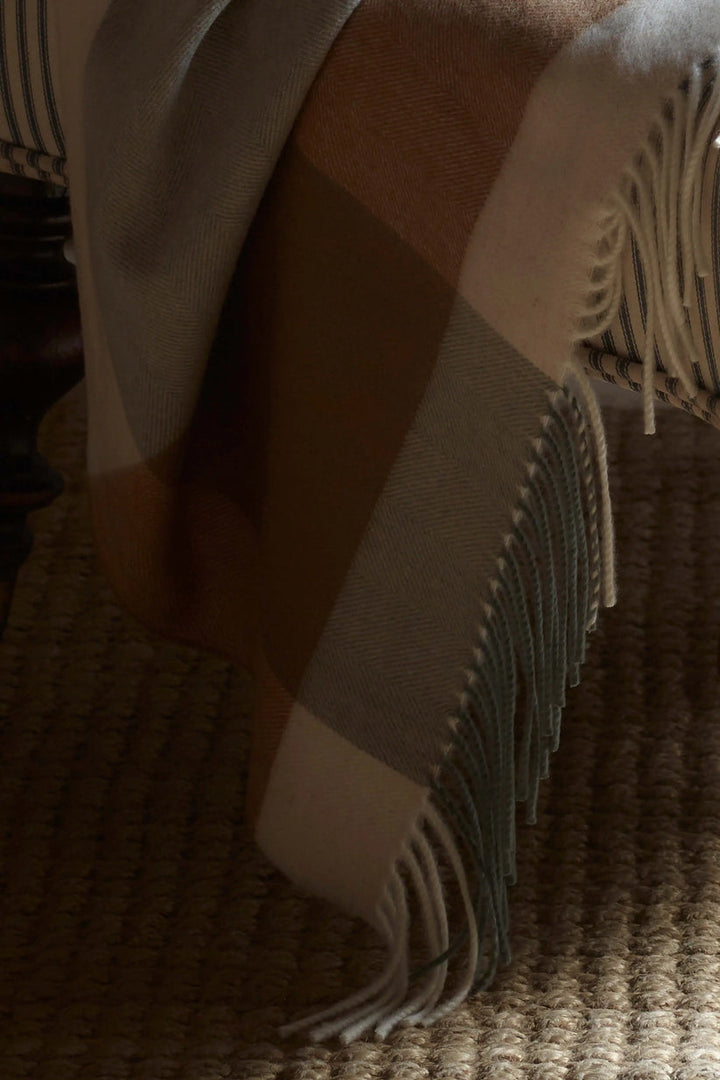 Block Border Wool Throw Throw Johnstons of Elgin
