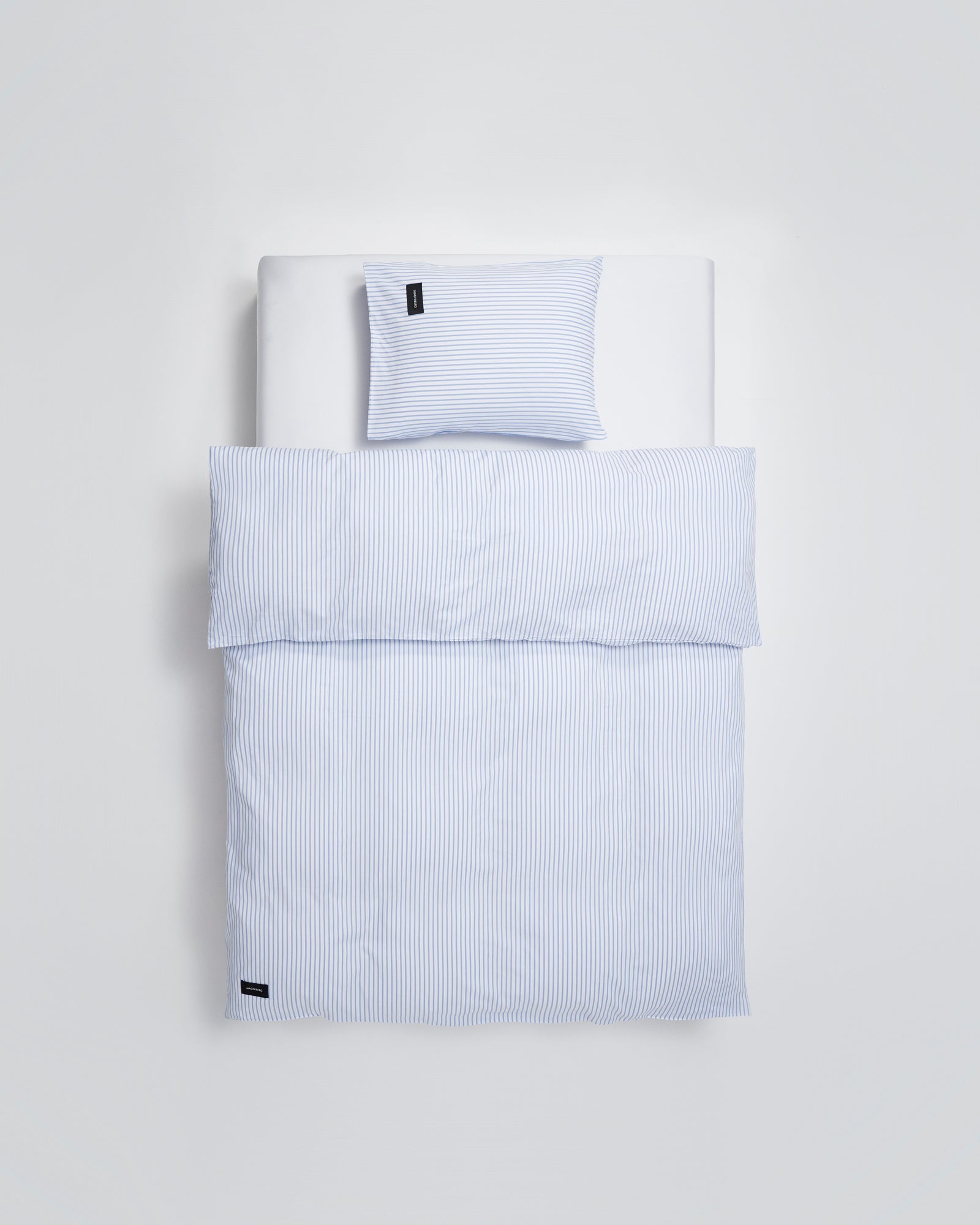 Wall Street Oxford Stripe White Duvet Cover Magniberg